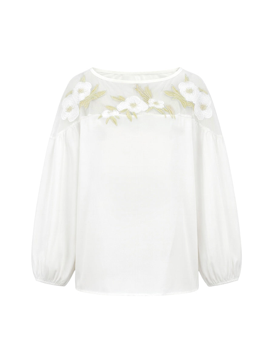 Blus dam med puffärmar, blommönster applikation och mesh-detalj