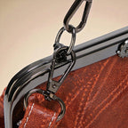 Handväska dam vintage präglad crossbody med justerbar axelrem