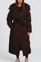 Vinterkappa dam lång steppad parkas med stor huva och knytbälte