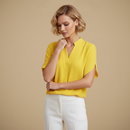 Blus dam med V-hals, kortärmad casual stil och uppstående krage