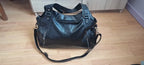 Crossbody väska dam med mjuk form och lång axelrem