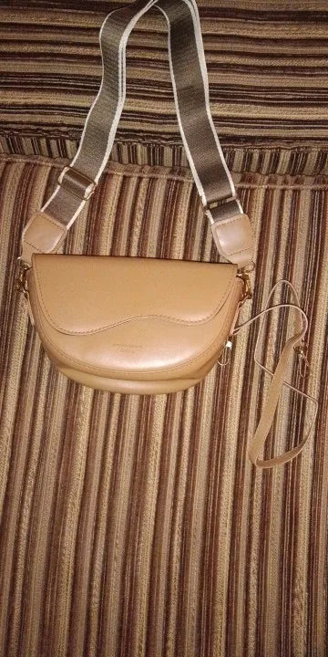 Crossbody väska dam vintage liten sadelväska med bred axelrem