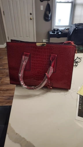 Crossbody väska dam med krokodilmönster och stor kapacitet, mobilficka