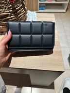 Crossbody väska dam liten med lång axelrem