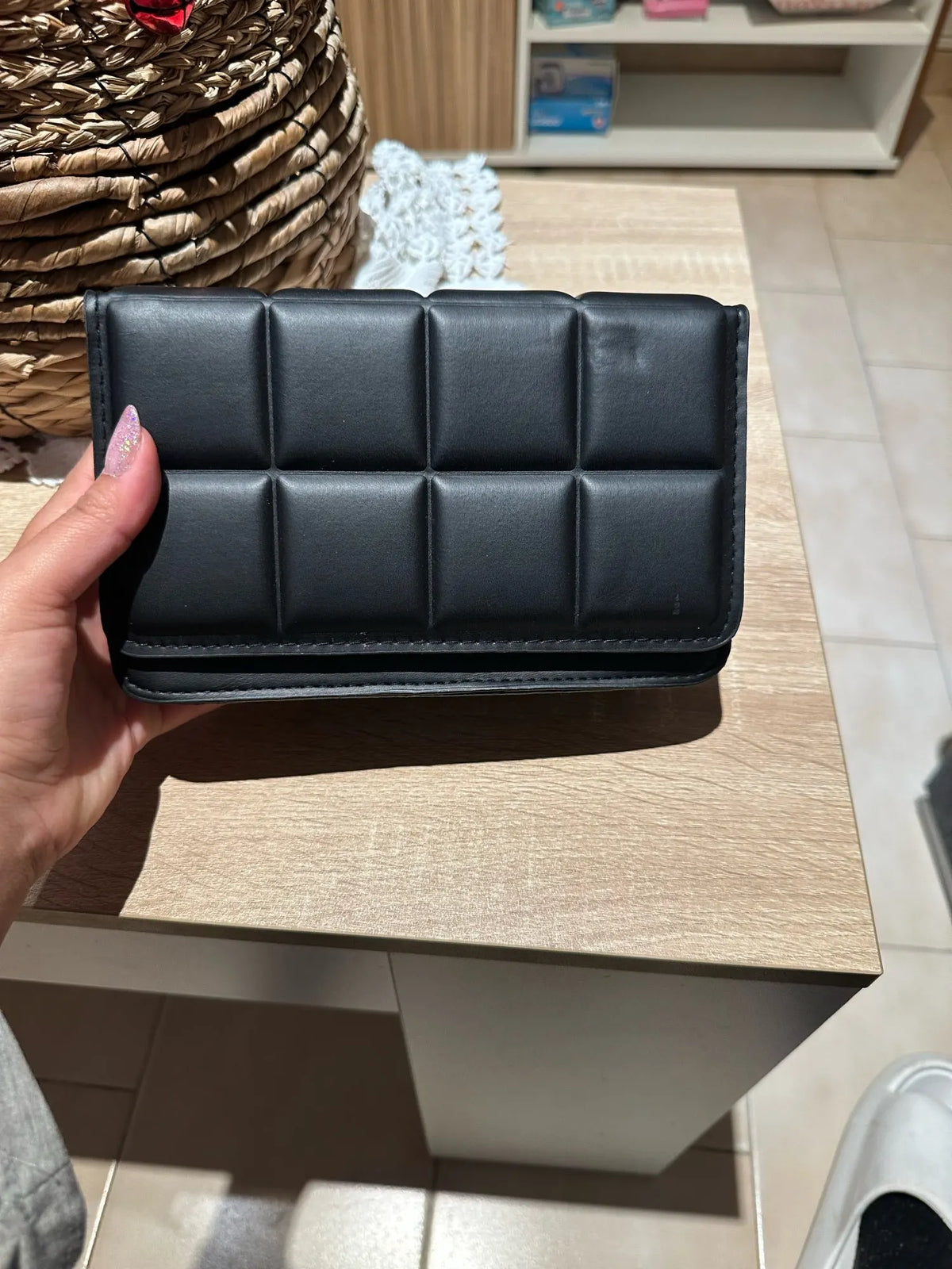 Crossbody väska dam liten med lång axelrem