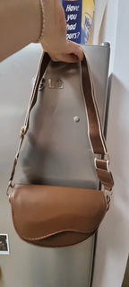 Crossbody väska dam vintage liten sadelväska med bred axelrem