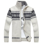 Jultröja herr stickad med Fair Isle-mönster och hög hals