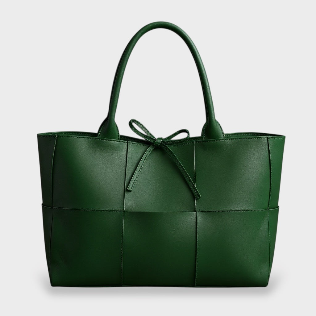 Tote bag dam flätad stor med rosettdetalj och smala rullade handtag