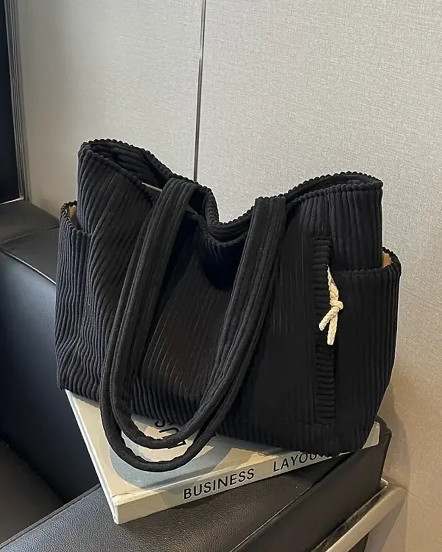 Tote bag dam ribbad väska med två ytterfickor och rymligt innerutrymme
