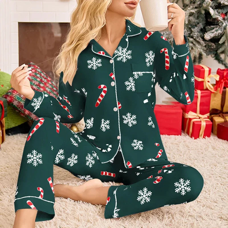 Julpyjamas dam tvådelad set långärmad med snöflingemönster och omlagd krage