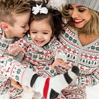 Julpyjamas dam tvådelad alloverprint med jultema, matchande familjestil