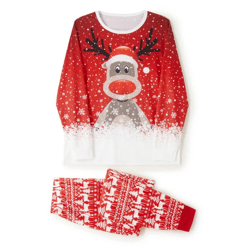 Julpyjamas dam med renmotiv, lös passform och vinterdesign