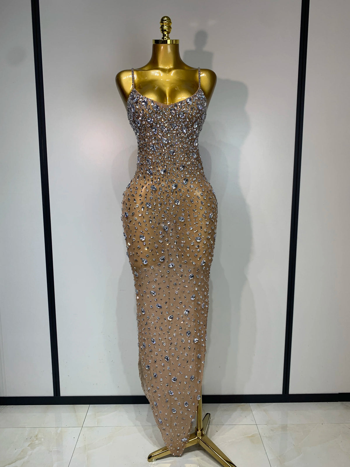 Strasklänning dam bodycon med genomskinlig mesh och figurnära passform
