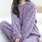 Pyjamasset dam varm fleece med ribbad fluwelstextur