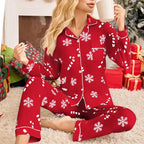 Julpyjamas dam tvådelad set långärmad med snöflingemönster och omlagd krage