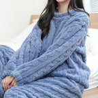 Pyjamasset dam varm fleece med ribbad fluwelstextur