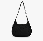 Crossbody väska dam med laptopfack och flera fickor