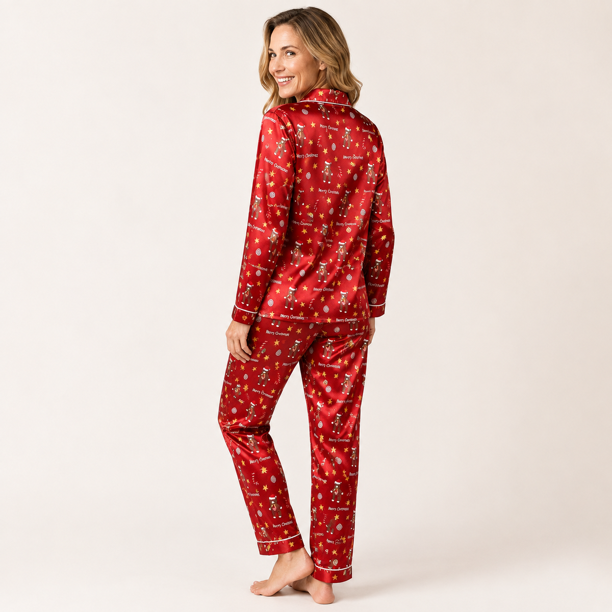 Julpyjamas dam i rött satin med långärmad skjorta och långbyxor