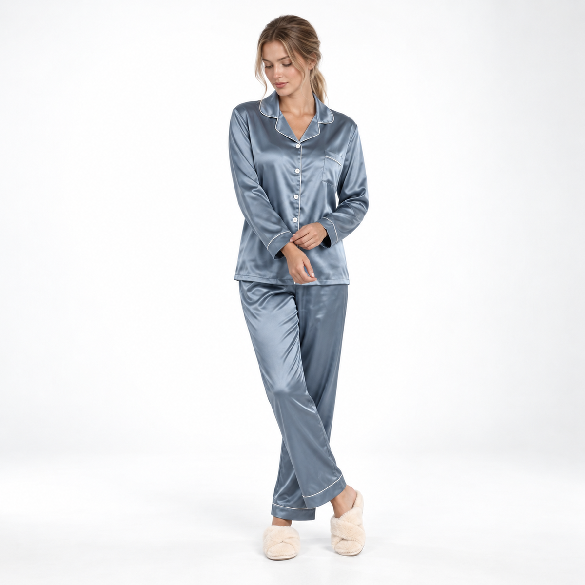 Dam satin pyjamas tvådelad med långärmad skjorta och kragad
