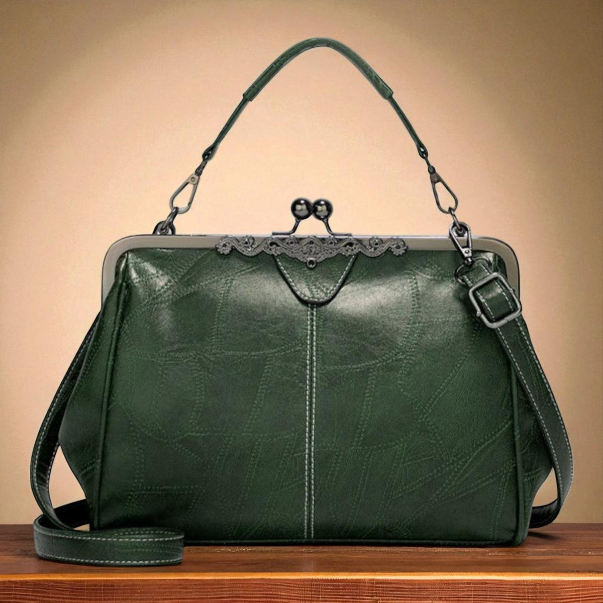 Handväska dam vintage präglad crossbody med justerbar axelrem