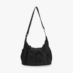 Crossbody väska dam med laptopfack och flera fickor