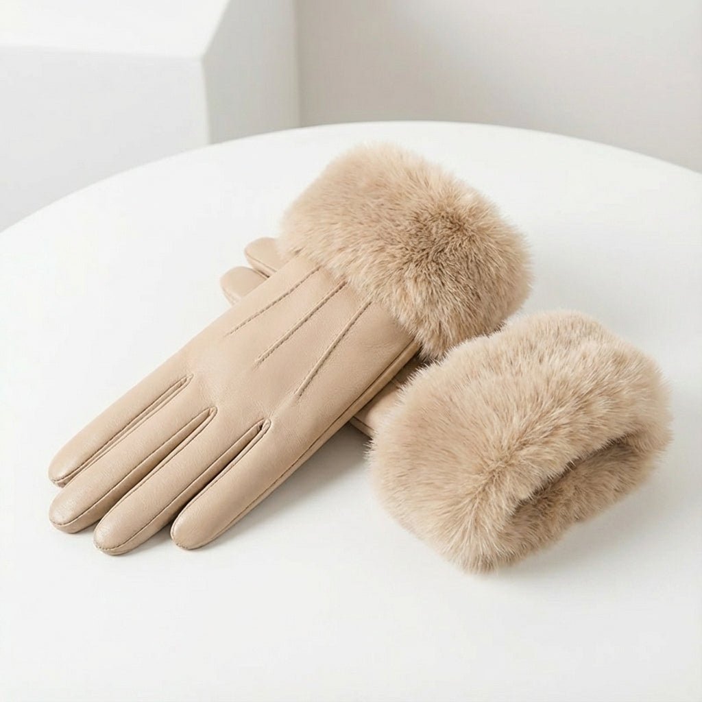 Handskar dam med pälsmanschett i vinterdesign