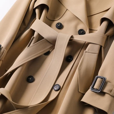 Trenchcoat dam lång med dubbelknäppning och bälte, tussenseizoen